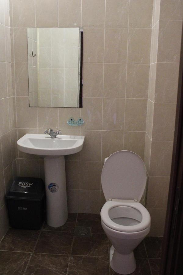 Guest House Dostar - Жағажай Үй Достар Aktau  Bagian luar foto